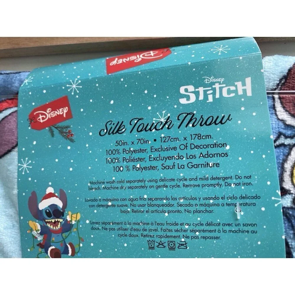 Disney Stitch With Mittens Winter Christmas Santa Hat Throw Blanket 50 X 70” NEW